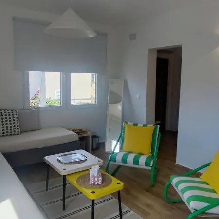 Lorys * Gradac (Split-Dalmatia)